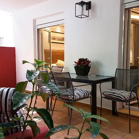 Hotel Marble House